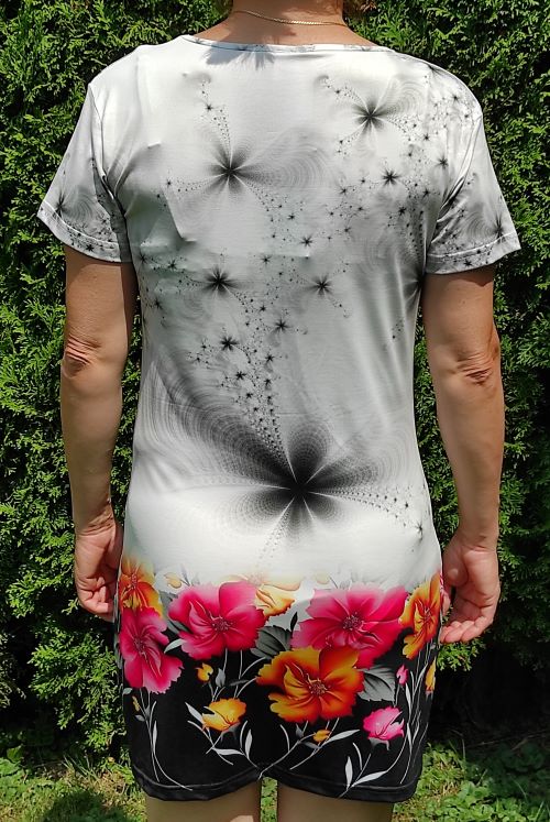 Dámské letní šaty M výprodej