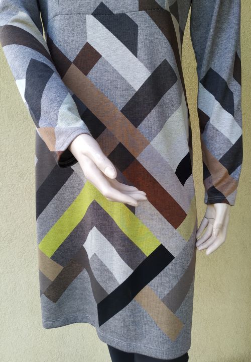 Dámské šaty podzim-zima ČR výroba, vel M