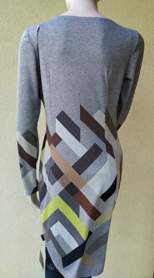 Dámské šaty podzim-zima ČR výroba, vel M